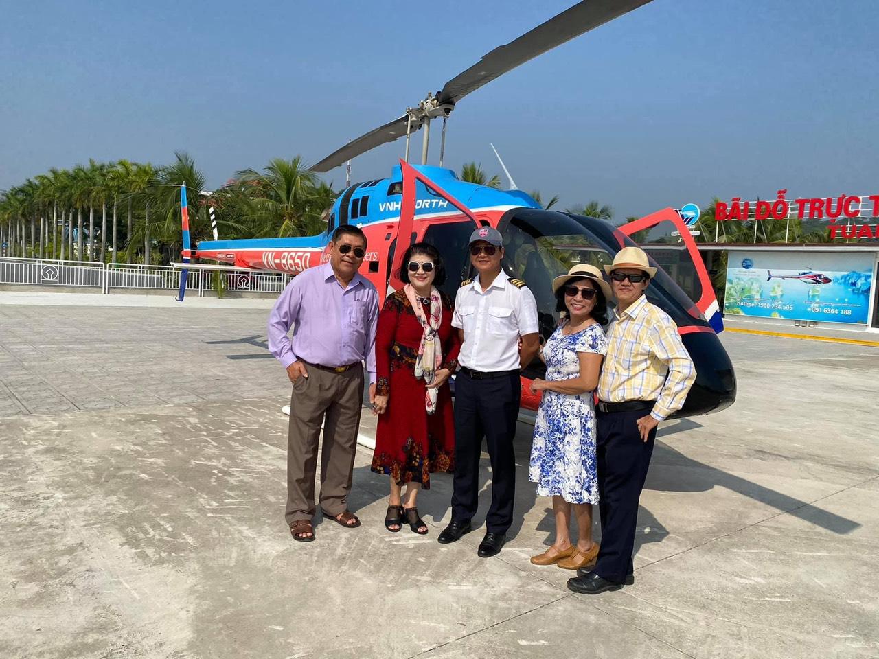 Panoramic Helicopter Tour to Phong Nha Cave