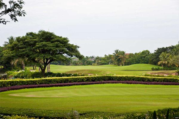 Pun Hlaing Golf Club is the best golf course, Myanmar