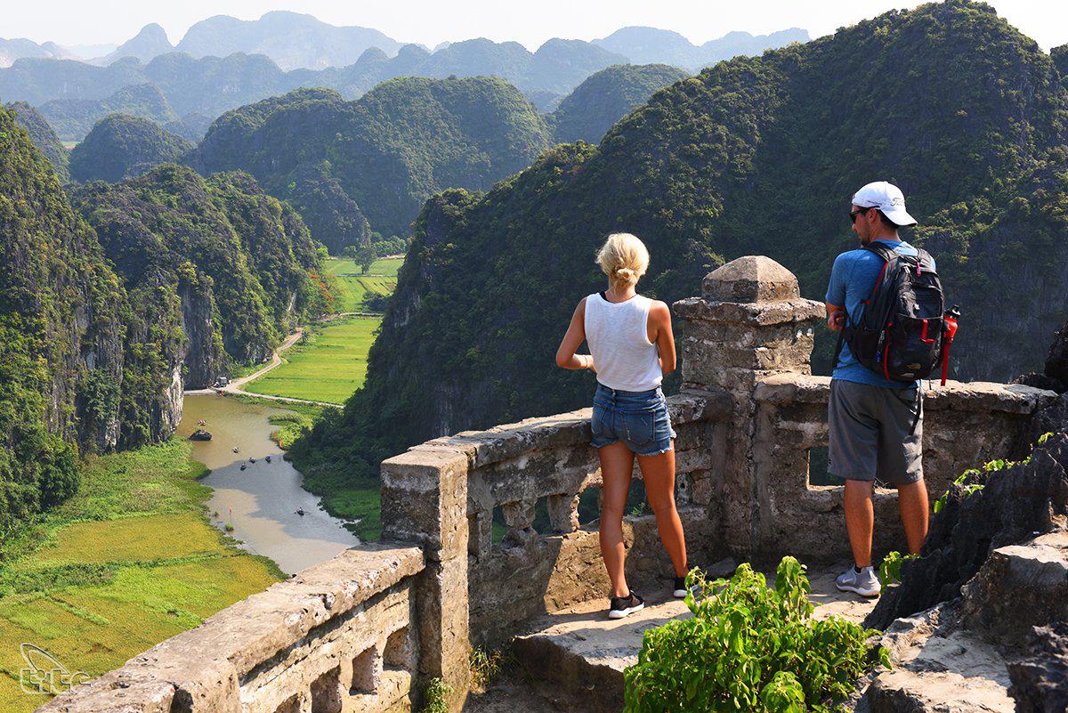 Ninh Binh is in the top 7 experiences not to be missed in Vietnam