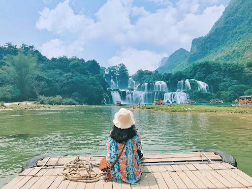 Vietnamese tourist hotspots that glowed on the global map this year