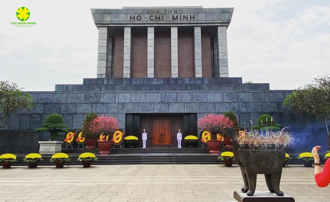 Ho Chi Minh Mausoleum