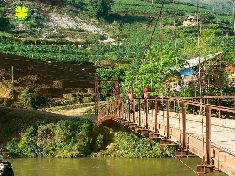 Ta Van Village: a Peaceful Destination on the Side of Sapa