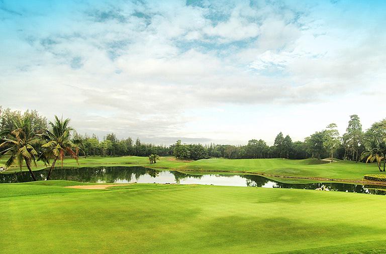 Enjoying &  Experiencing Bangkok Golf Package Tour 7 Days