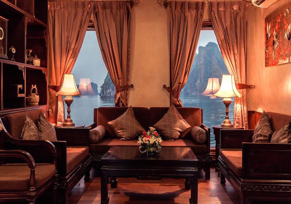 Explore the Untouched Areas of Halong Bay 3 days