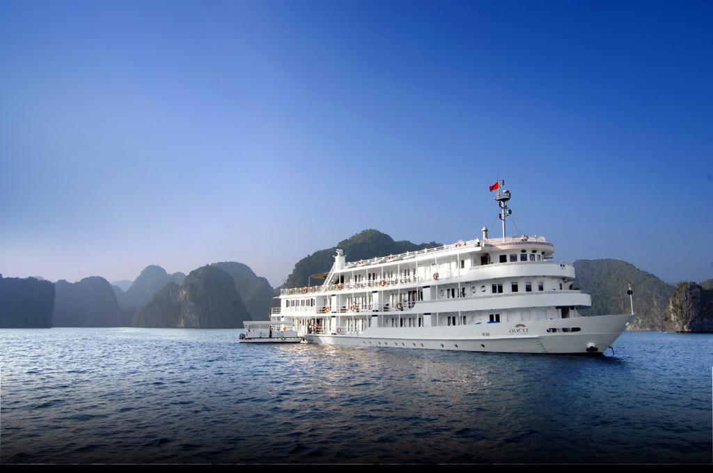 Tour Halong Bay 3 Days 2 Nights on Au Co Cruise