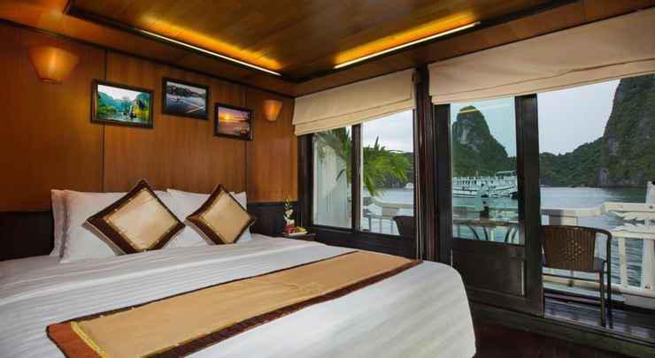 Discover magnificent Halong Bay on Syrena Cruises 2 days