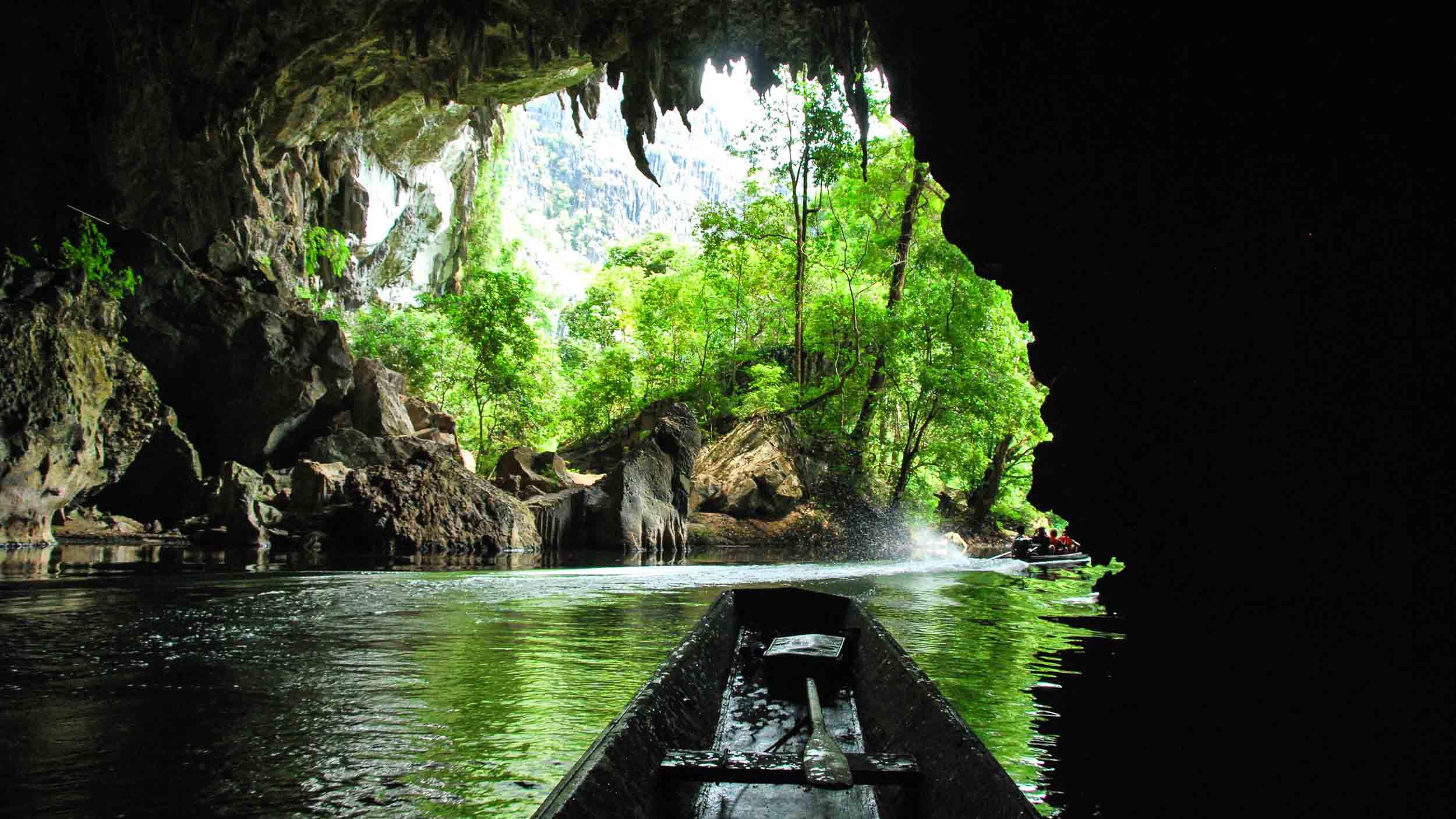 Adventure Kong Lor Cave - Laos Tour 3 Days