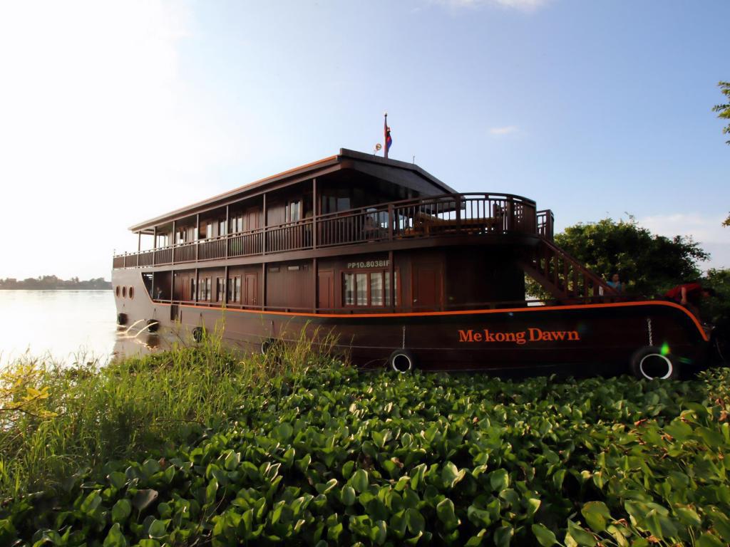 Mekong Dawn Cruise 4 days : Siem Reap to Phnom Penh