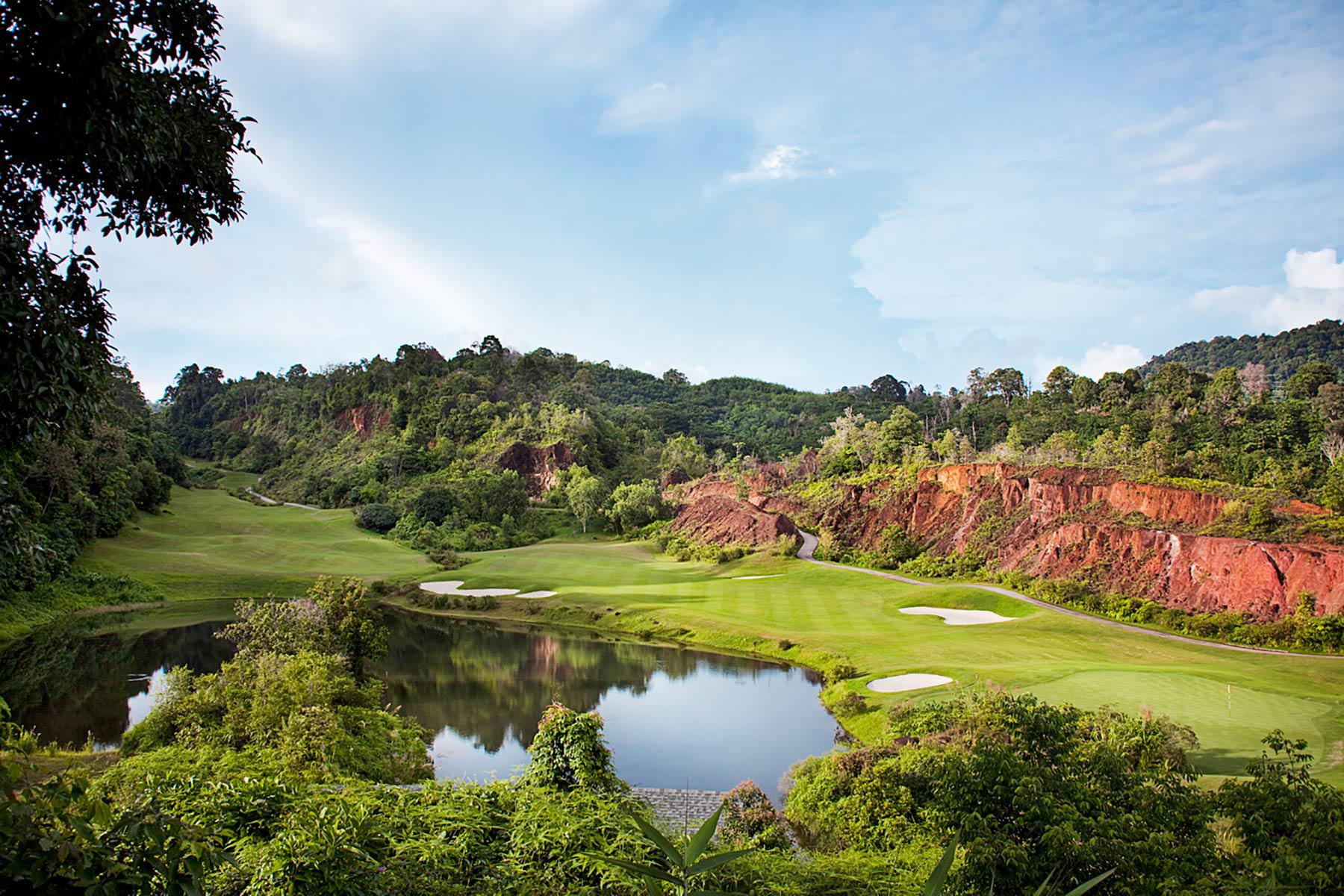 Phuket Golf Resort Package 4D / 3 Nights with 2 rounds