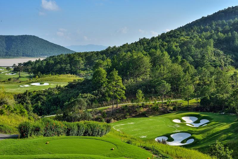 Enjoy Challenging Da Lat Golf Tour 3 days