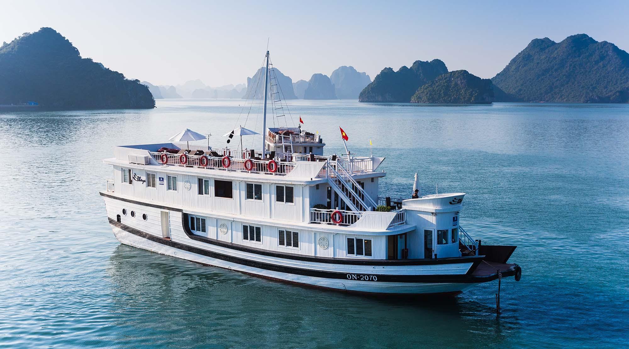 Tour Bhaya Classic Cruise in Halong Bay 3 days