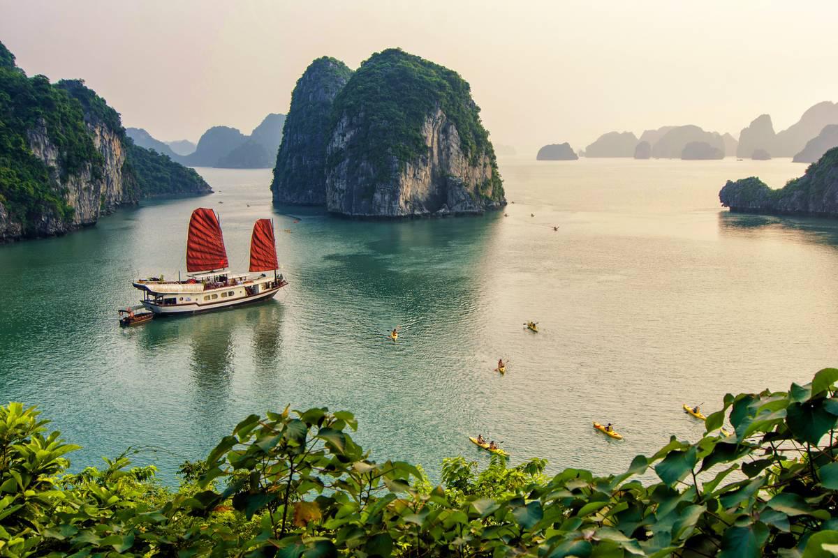 The Prince Junk 3 days in Ha Long Bay