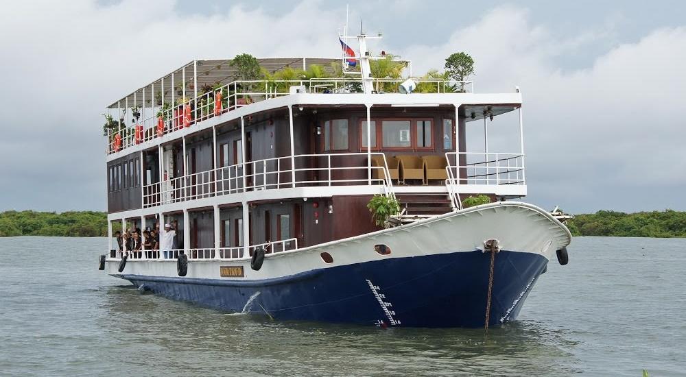 Toum Tiou II Cruise Downstream, Viet Green Travel