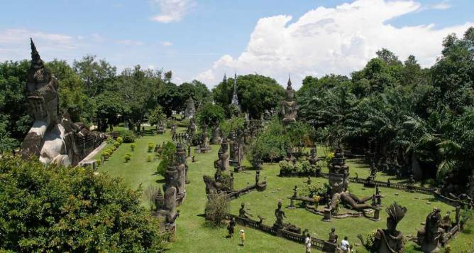 Highlight Laos Tour, Luang Prabang Highlight Discover, Best Destination in Laos, Must-go Destination in Laos