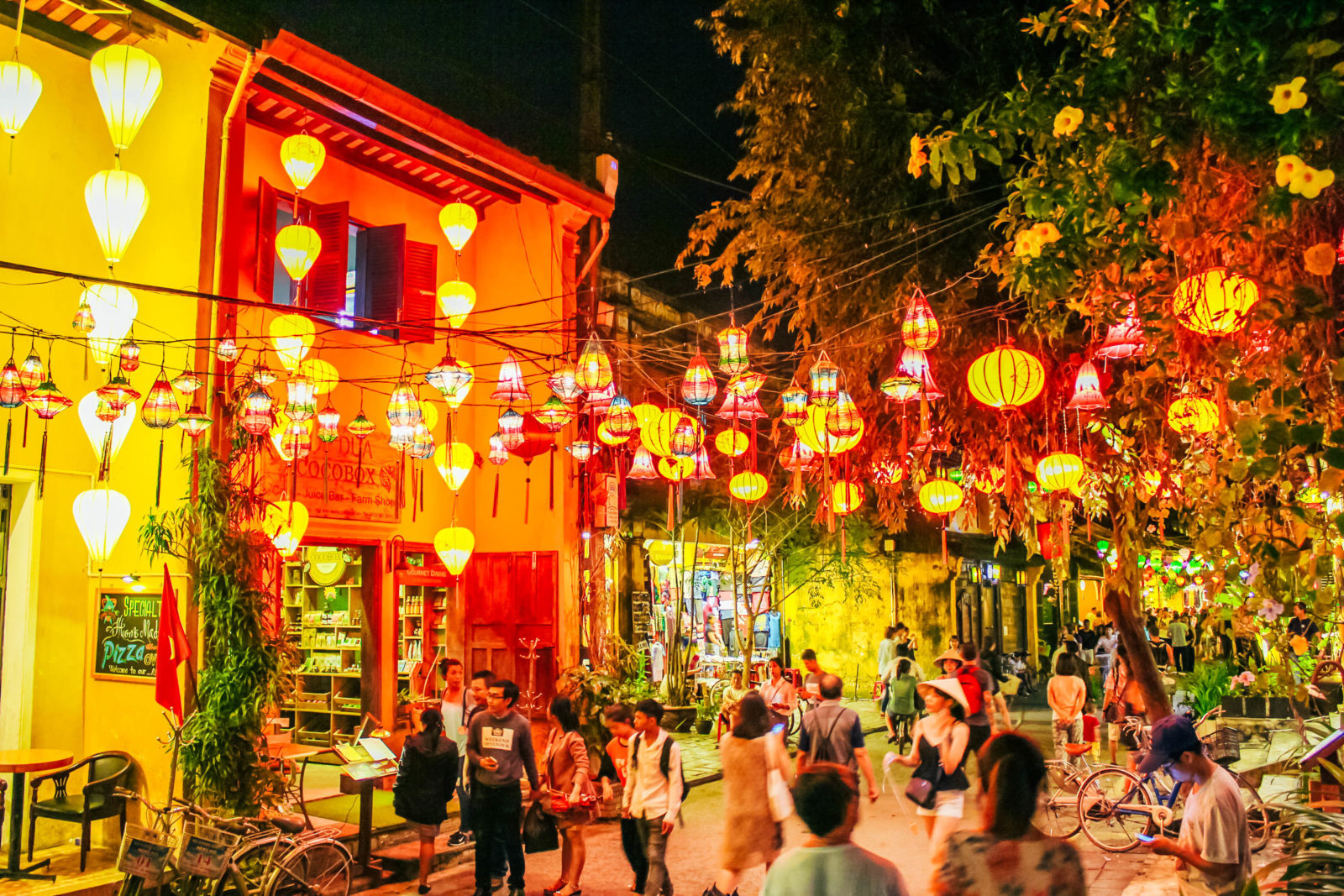 Viet Green Travel, Vietnam tours, the best Vietnam tours, Central and Southern Vietnamese Taste 10 days, Central of Vietnam tours, Southern of Vietnam tours, Highlight Vietnam tours