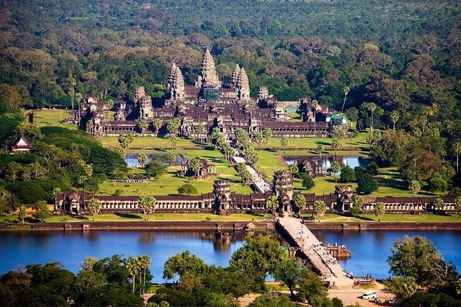 Cambodia Tours, Viet Green Travel, Cambodia Luxury Tours, Small Group Tour, Cambodia Luxury Beach Vacation 8 days