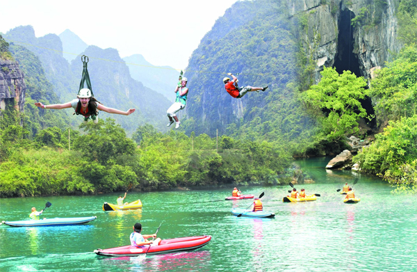 Vietnam Adventure, Viet Green Travel, Hanoi, Saigon, Halong Bay, Mai Chau Valley, Vietnam Tours
