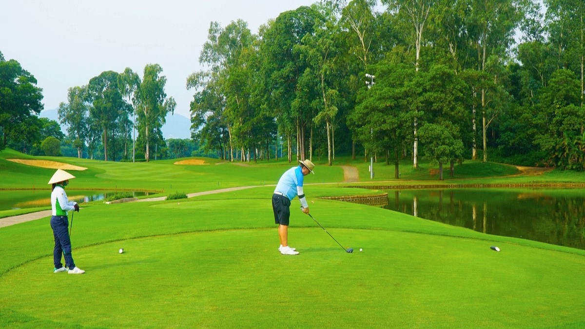 Vietnam Tour, Viet Green Travel, Vietnam Golf Tours, Golf Tour, North Vietnam Tour, Luxury Tour, North Vietnam Luxury Golf Tour Package 7 Days